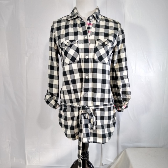 American Eagle Outfitters Tops - AMERICAN EAGLE OUTFITTERS Plaid Shirt Size 6